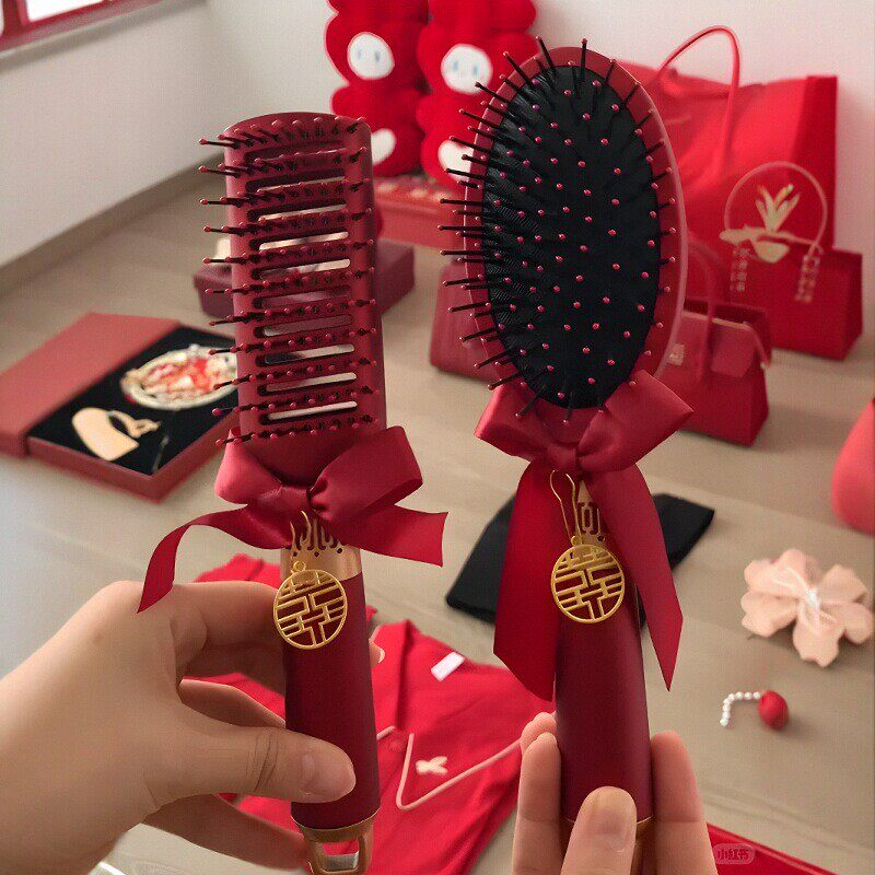 新娘梳子结婚一对喜梳子木梳气垫梳女方陪嫁物品高档婚庆用品大全