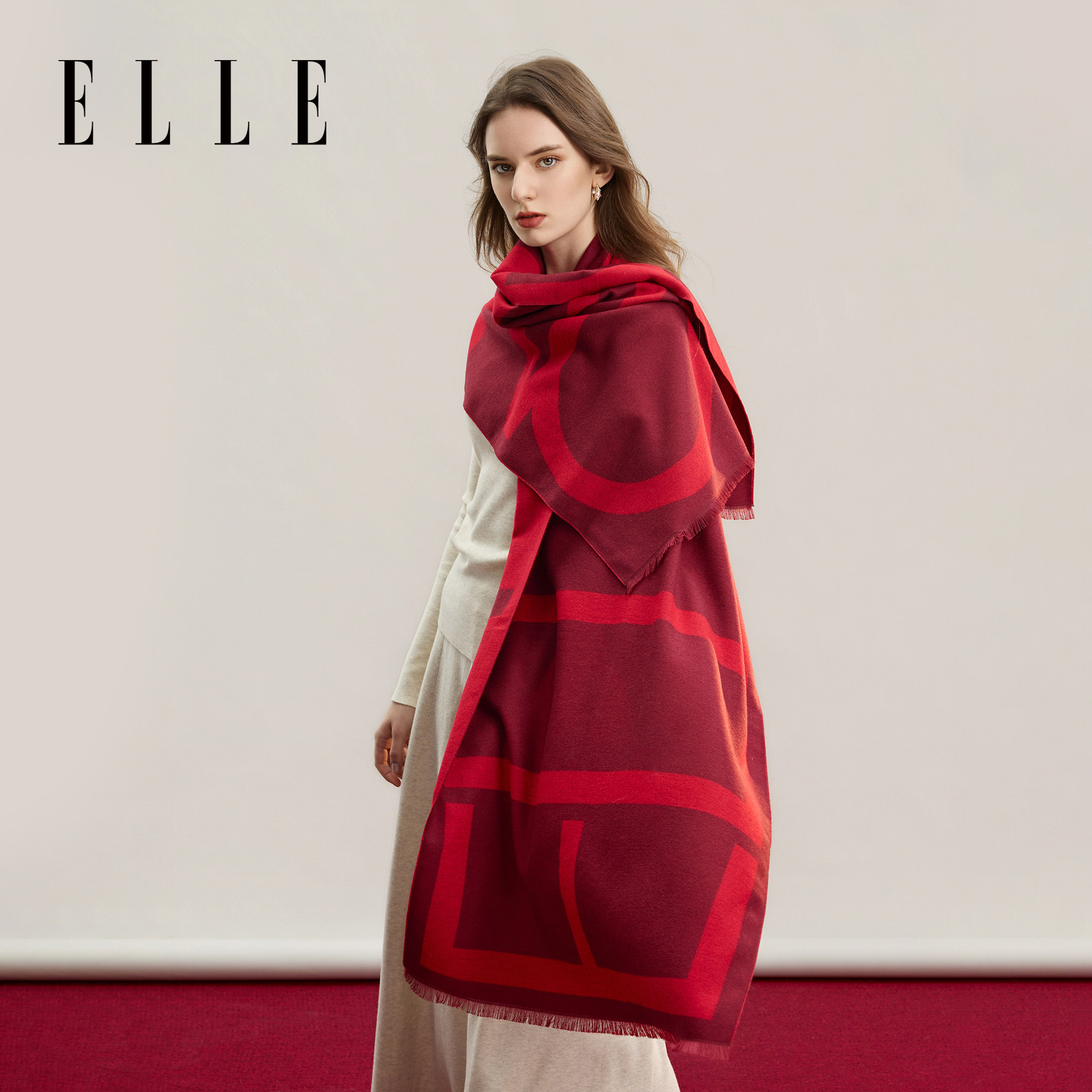 ELLE红色披肩女士秋冬季户外保暖时尚外搭新年围巾送礼礼盒装新款,服饰配件/皮带/帽子/围巾,围巾/丝巾/披肩,淘宝优惠券,粉丝福利购,淘宝优惠卷