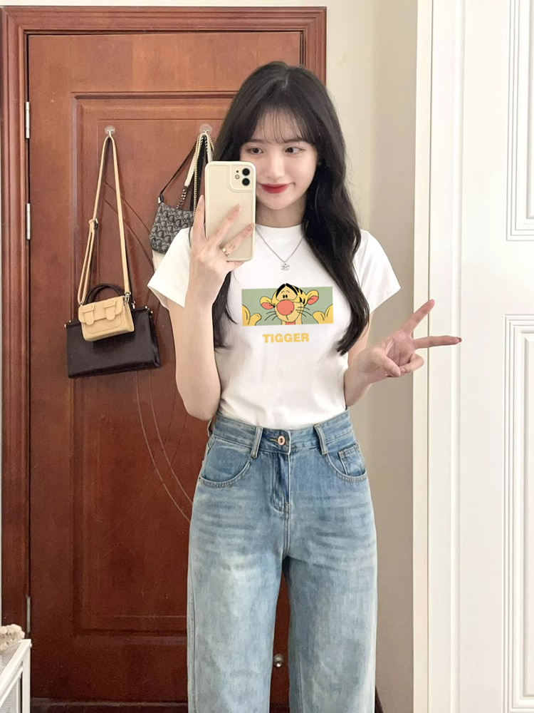 可爱猫咪印花白色短袖短款T恤女