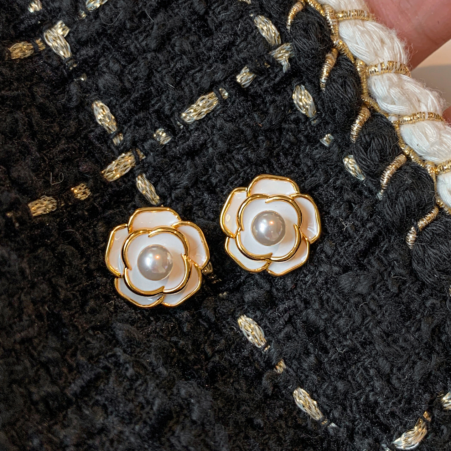 山茶花耳钉小香风珍珠珐琅耳环