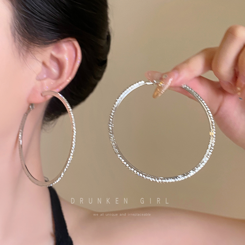 店主超推！超闪镶钻耳圈