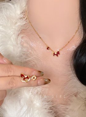 新年红色小马锁骨链女秋冬