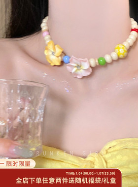 多巴胺彩色鸡蛋花串珠项链女2025新款甜酷锁骨链小众设计颈链配饰