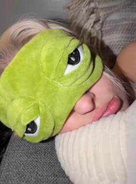 悲伤青蛙眼罩睡眠遮光午