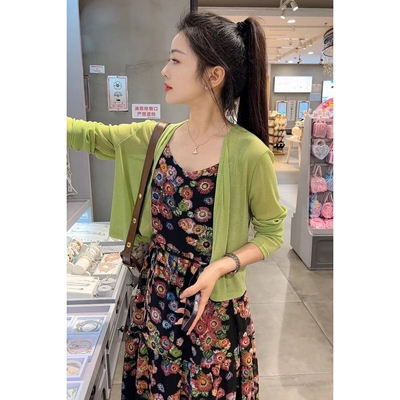 冰丝薄款防晒开衫女夏季2026新款外搭配吊带裙短外套披肩罩衫上衣