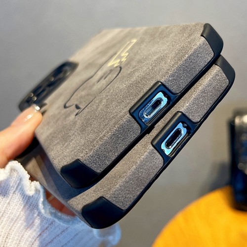 适用苹果17promax手机壳高级感15pro皮质iPhone16新款防尘14卡通磨砂13小羊皮XR全包X防摔12硅胶pro软壳11套