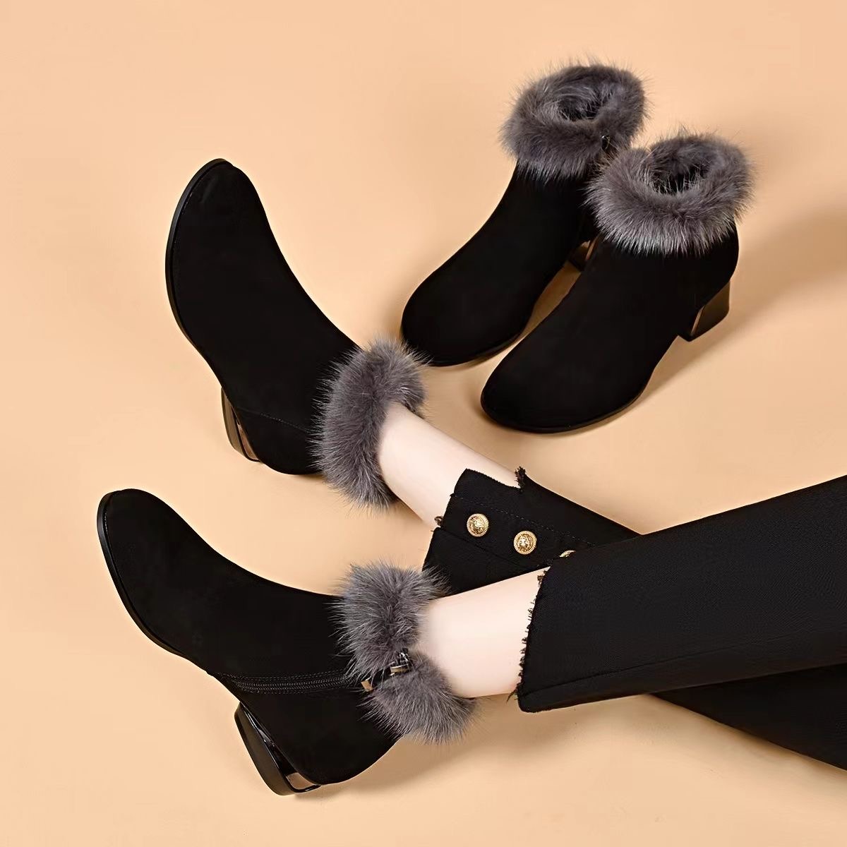 水貂毛棉鞋秋冬新款女短靴2025时尚加绒保暖低跟防滑妈妈圆头棉靴