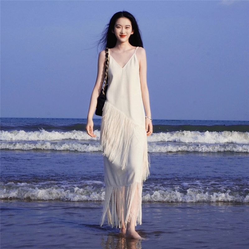 拍照超仙沙滩裙女夏季三亚海边度假连衣裙高级感吊带长裙旅行穿搭