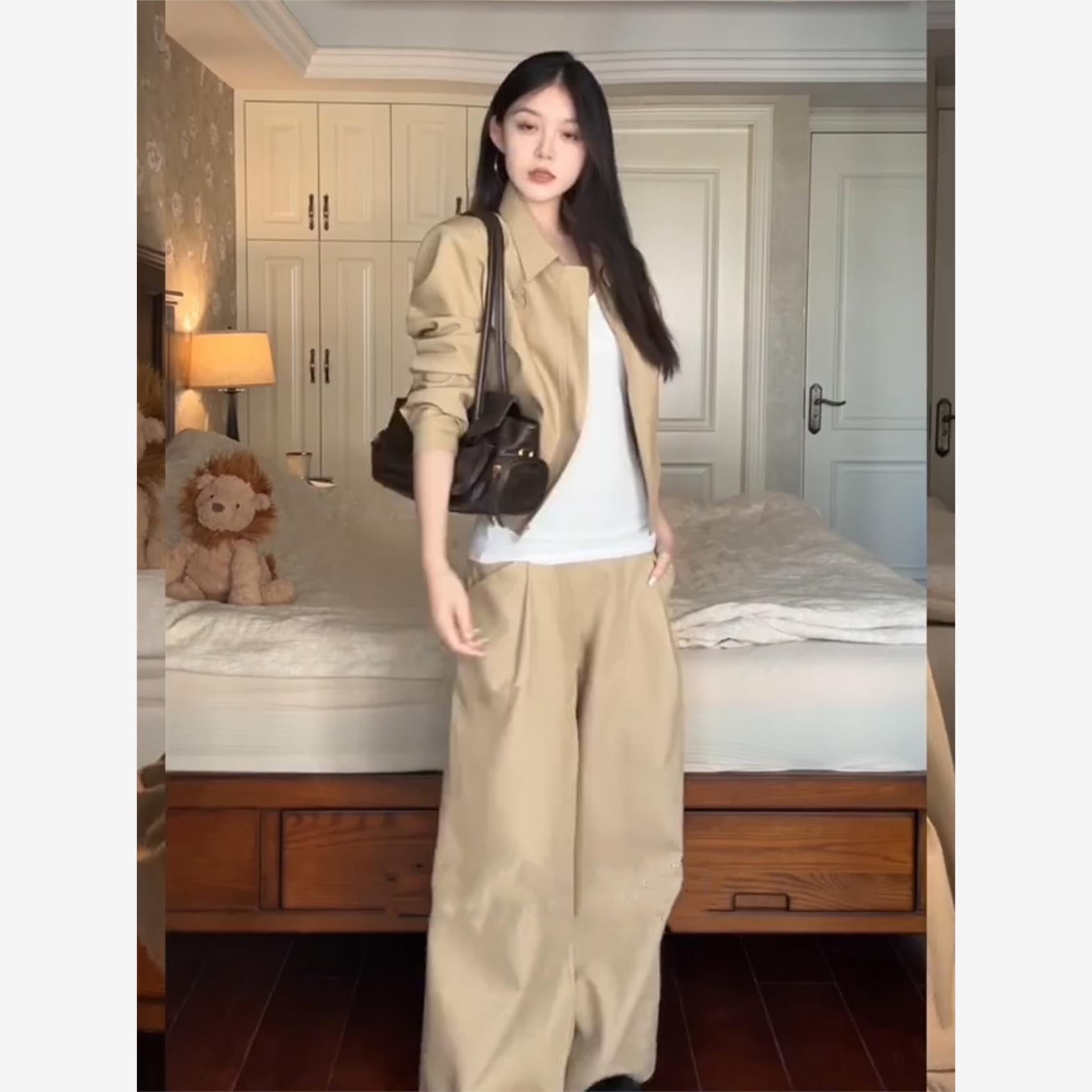 卡其色夹克短款外套女2025新款秋季一整套ootd穿搭套装韩系休闲裤