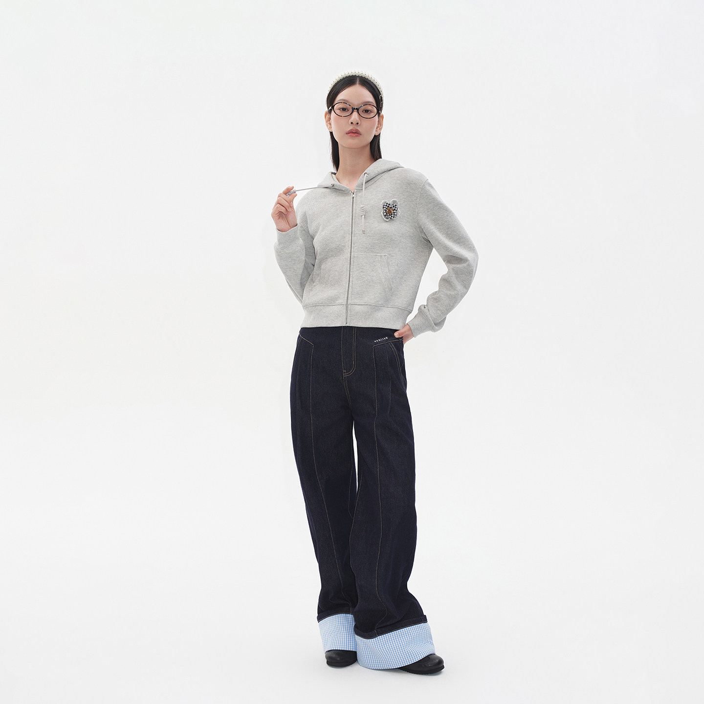 HERLIAN秋季新品女士格纹钉珠立体花瓣装饰短版卫衣开衫