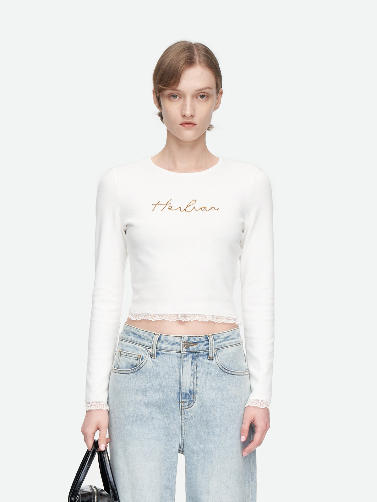 HERLIAN 春夏新品女士珠管绣LOGO长袖打底衫修身短款上衣女