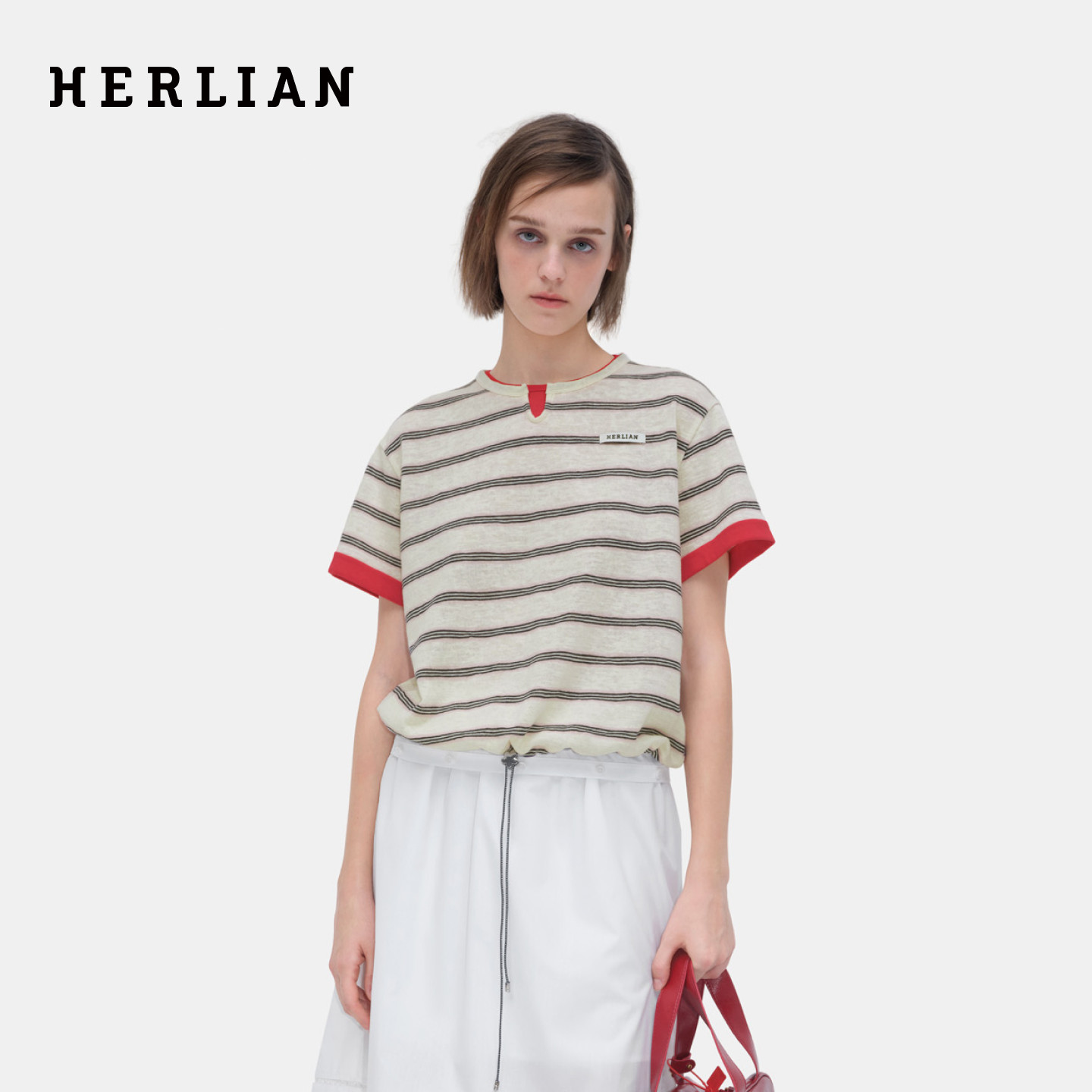 HERLIAN 2026年春夏新品假两件条纹撞色抽绳宽松女士短袖T恤