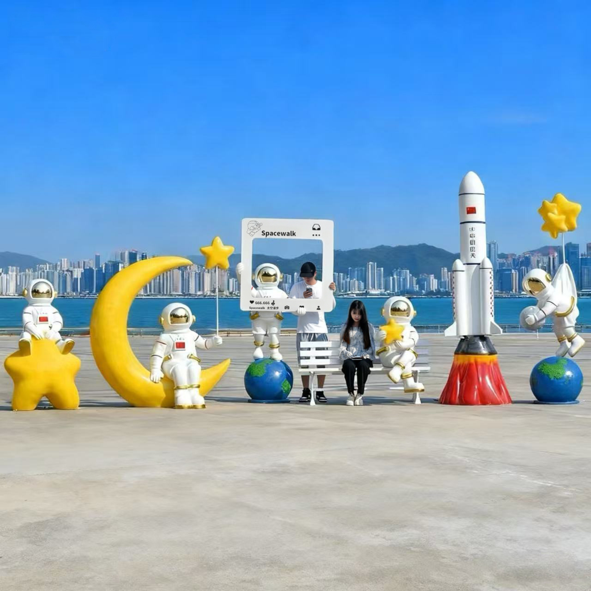 空人宇航员玻璃钢摆件