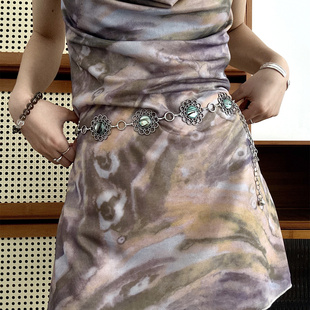 2026新款设计感小众腰链配裙子大衣毛衣配饰金属衬衫腰带女款百搭