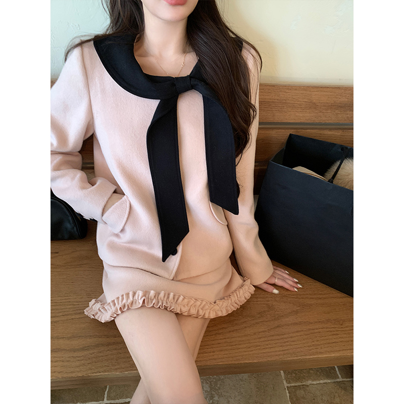 学院风撞色蝴蝶结上衣+短裙两件