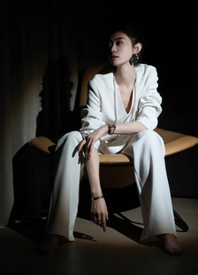 白色西装 高级时尚 阔腿裤 两件套装 2025秋季 OL轻奢套装 盐系轻熟新款