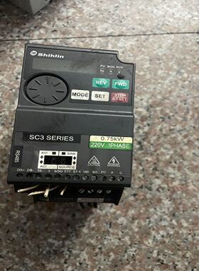 士林变频器SC3-021-0.75K(0.75kw) 拆机一