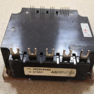 维修检查三菱模块PM200CBS060，原装标贴拆机测试议价