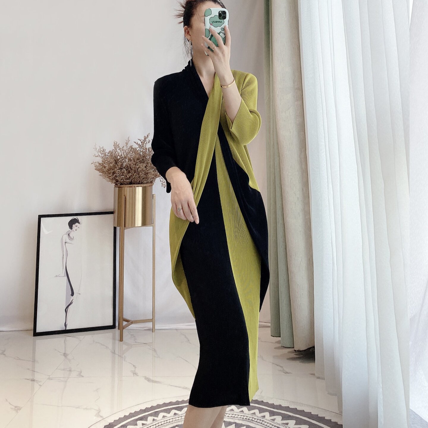三宅褶皱高端连衣裙女2023秋季优雅法式宽松大码显瘦减龄气质长裙