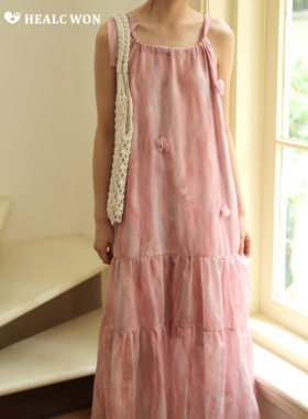 healcwon原创桃夭粉黛粉色晕染设计感宽松挂脖连衣裙长裙浪漫ins