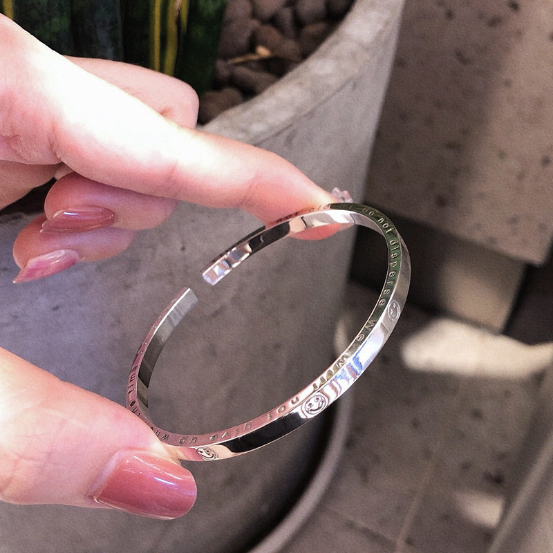香港正生纯银开口四方英文笑脸做旧银手镯9999足银手镯车花银镯子