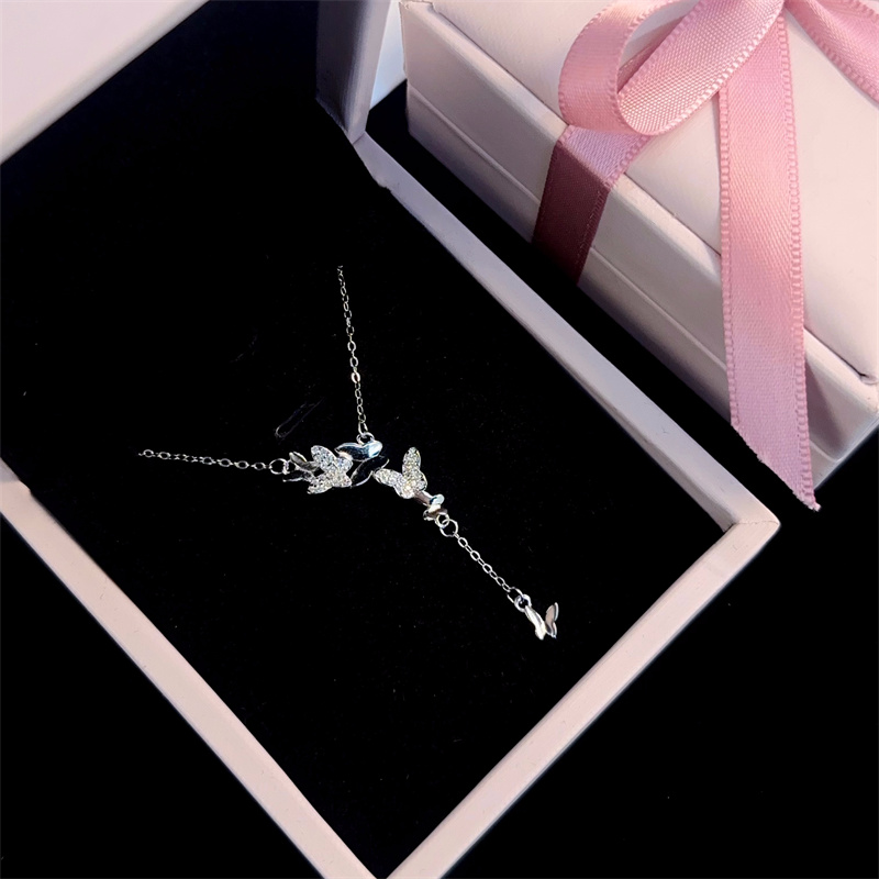 流苏蝴蝶纯银项链送闺蜜礼物