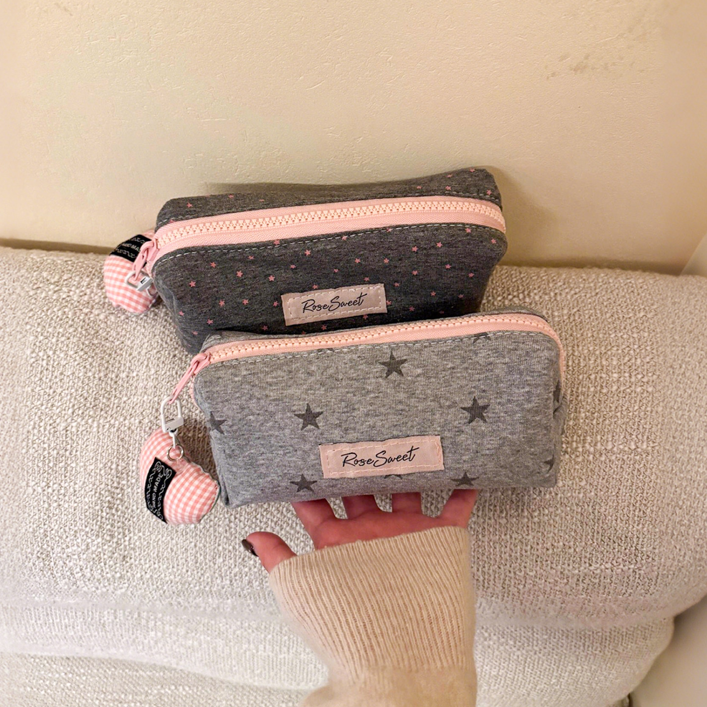 韩系笔袋高颜值初高中大学生文具盒小众简约大容量便携铅笔收纳盒