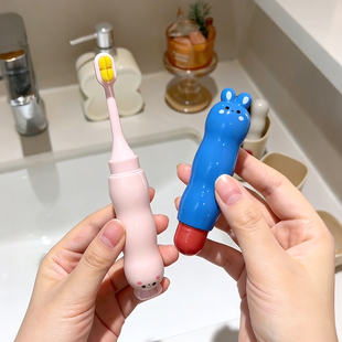 萌趣便携式折叠牙刷漱口杯旅行套装家庭出行亲子牙具盒酒店好物