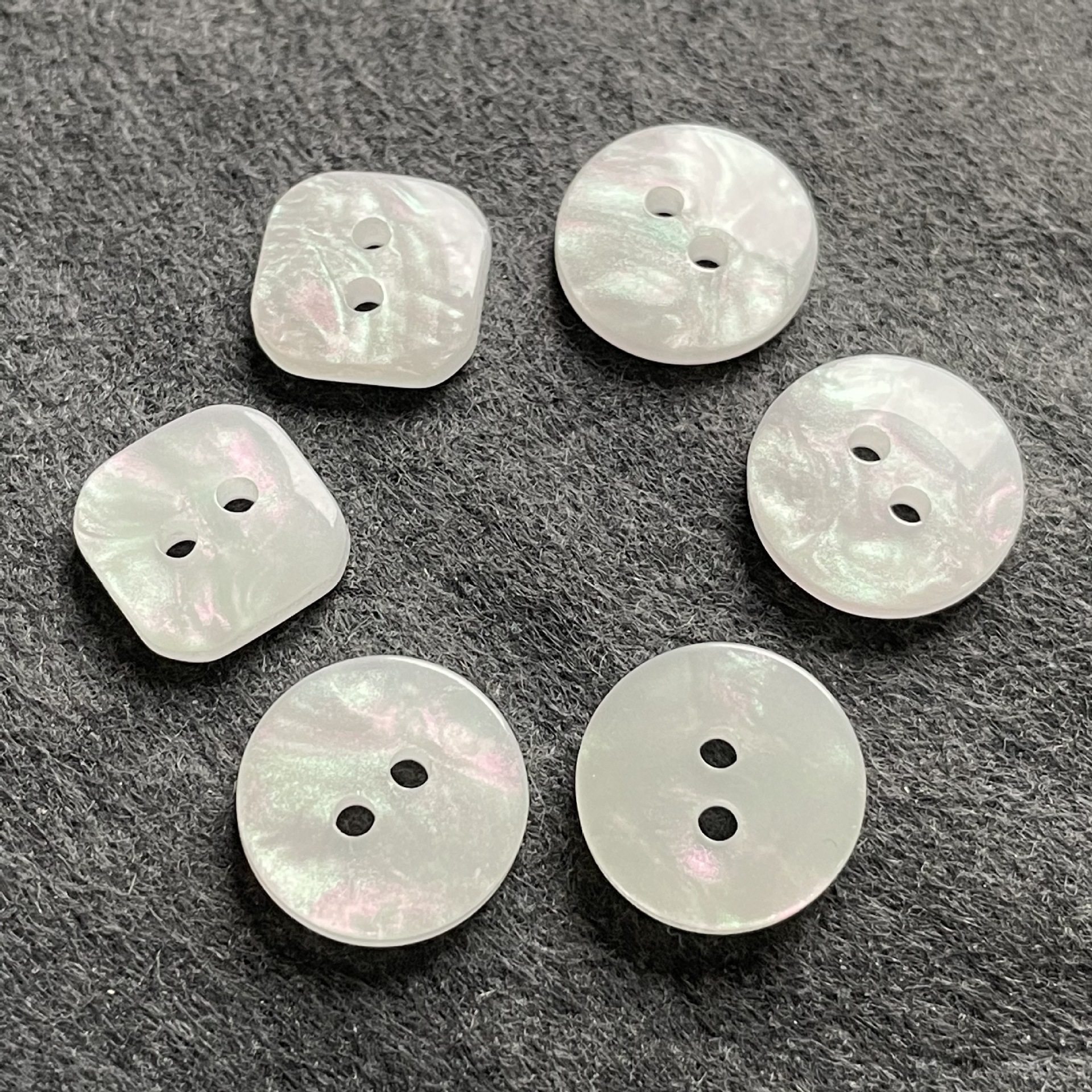 现货批发黑白透明面包树脂隐形眼西服扣四眼扣子乱花毛领银粉垫二,居家布艺,纽扣,淘宝优惠券,粉丝福利购,淘宝优惠卷