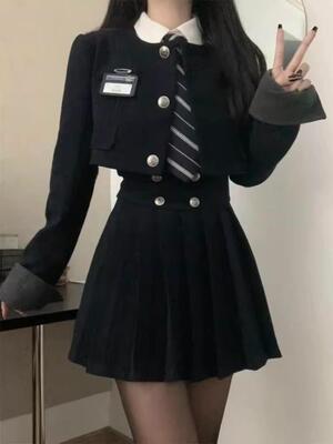 短款西装外套jk制服美式学院风套装女春秋款高腰显瘦百褶裙三件套