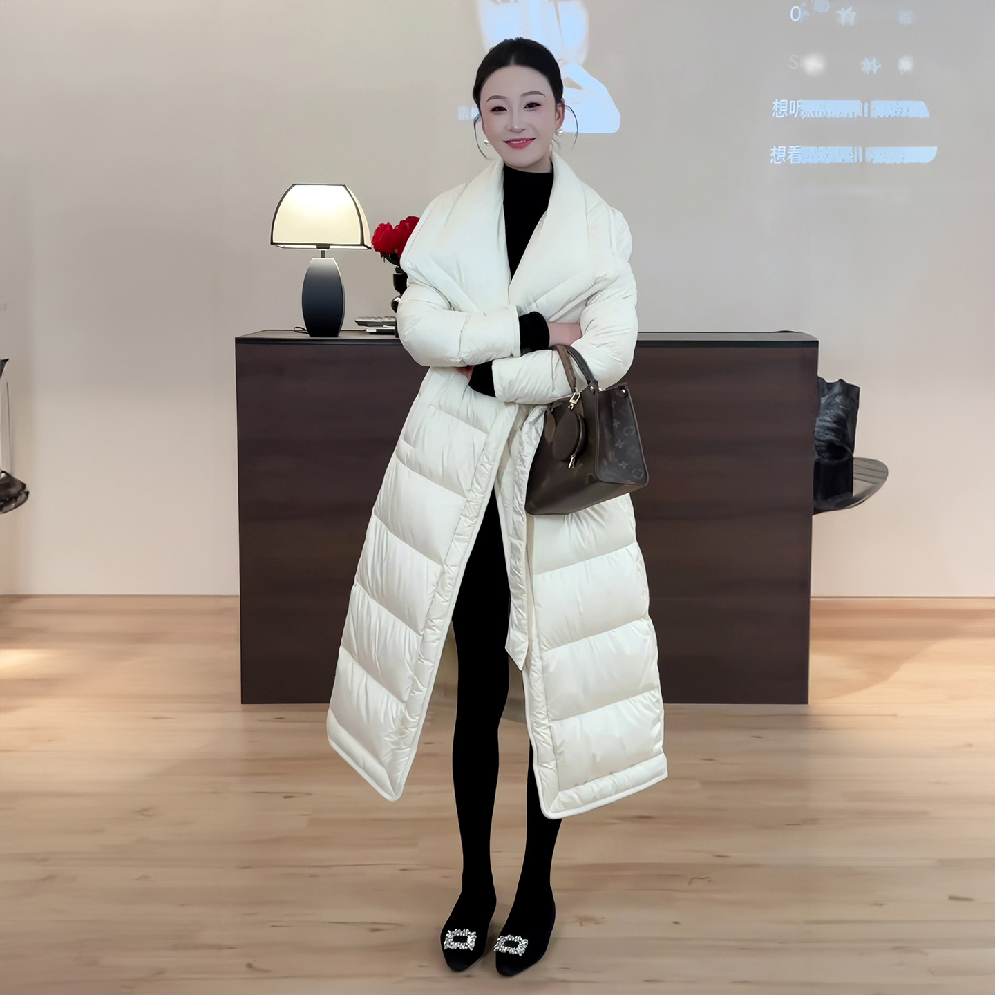 时尚气质修身显瘦收腰腰带中长款羽绒服女2026冬季过膝面包羽绒服