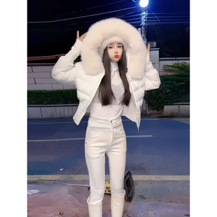 白色可拆卸狐狸毛领收腰短款羽绒棉服女2026年冬季新款外套
