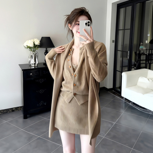 复古风修身 半身裙套装 显瘦百搭披肩时尚 内搭穿搭时尚 开衫 2025韩版