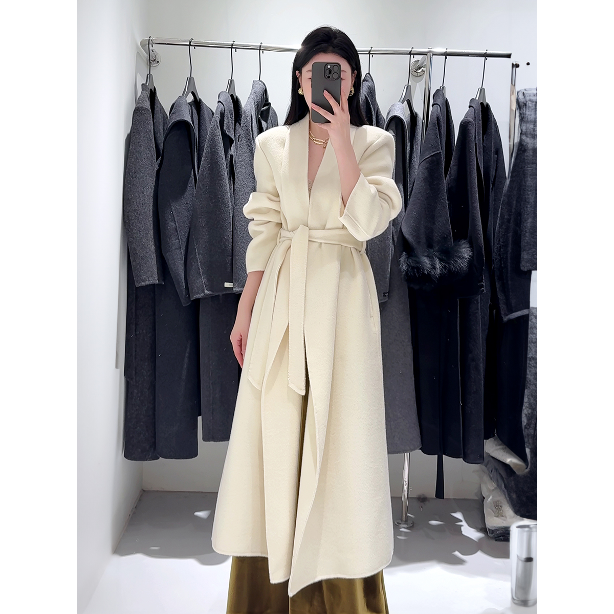 2025冬季新款杏色毛呢大衣女高级感中长款过膝高端气质呢子外套潮