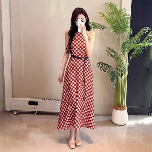 收腰连衣裙无袖吊带显瘦连衣裙