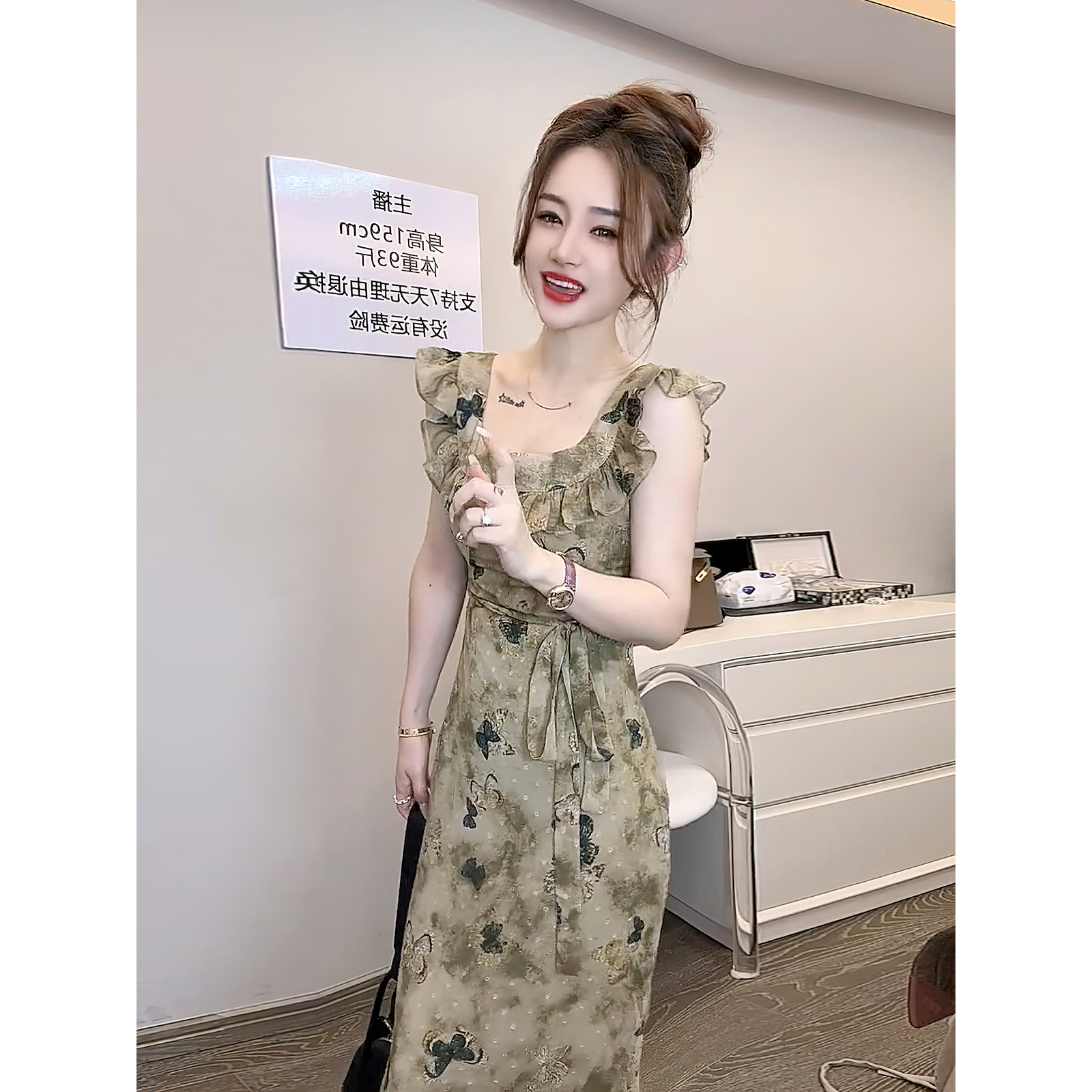 2025年夏季新款时尚连衣裙女法式甜美减龄雪纺碎花显瘦百搭中长裙