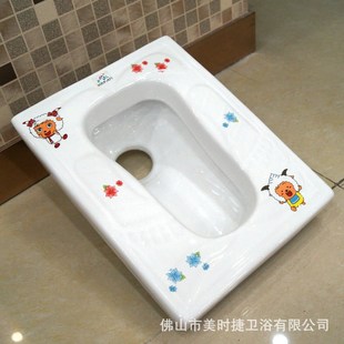 儿童陶瓷幼儿园蹲便器 陶瓷弯头儿童蹲便器 蹲式 大便器