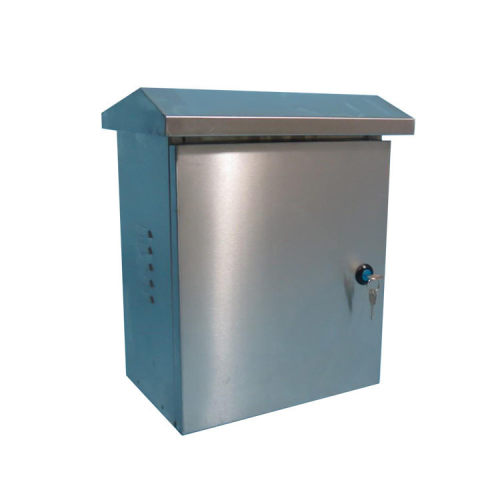 Outdoor stainless steel power distribution box; wall-mounted