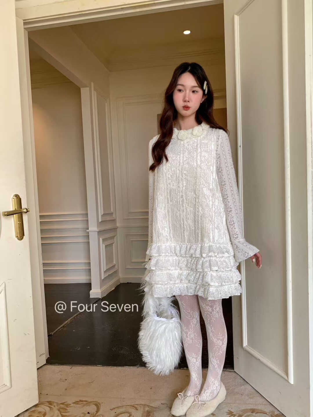 冬上新！【FOUR SEVEN】重工蛋糕花边提花丝绒裙连衣裙