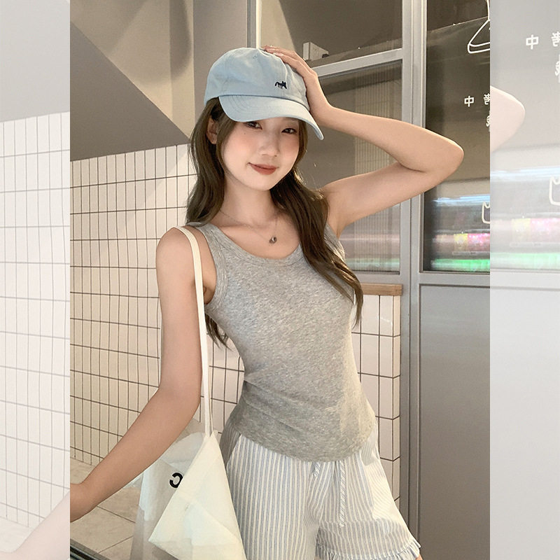 灰色一体式带胸垫U领露锁骨吊带背心女2026夏季新款修身显瘦上衣