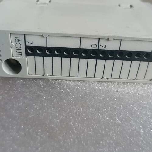 可维修西门子PLC数控模块6FC5111-0CA02-0AA2，拆议价