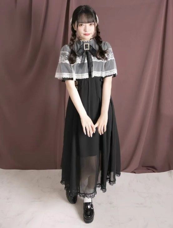 Robe 2026 Nouvelle robe japonaise produite en masse Voile Demi-manchette Broche Dentelle double couche Robe cape 1233_voghion.com