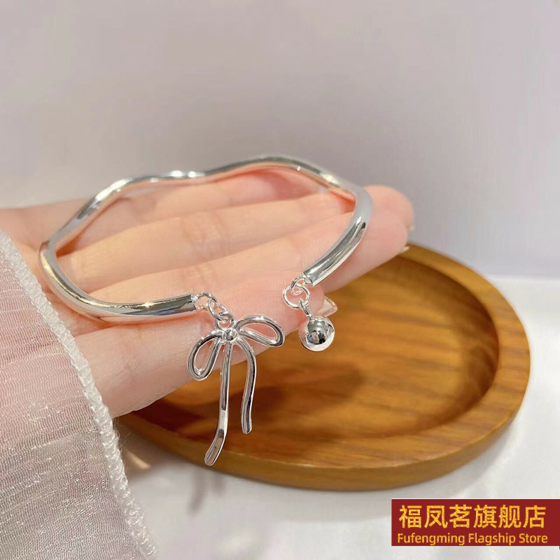 甜美女银饰香港正生莫比乌斯手镯