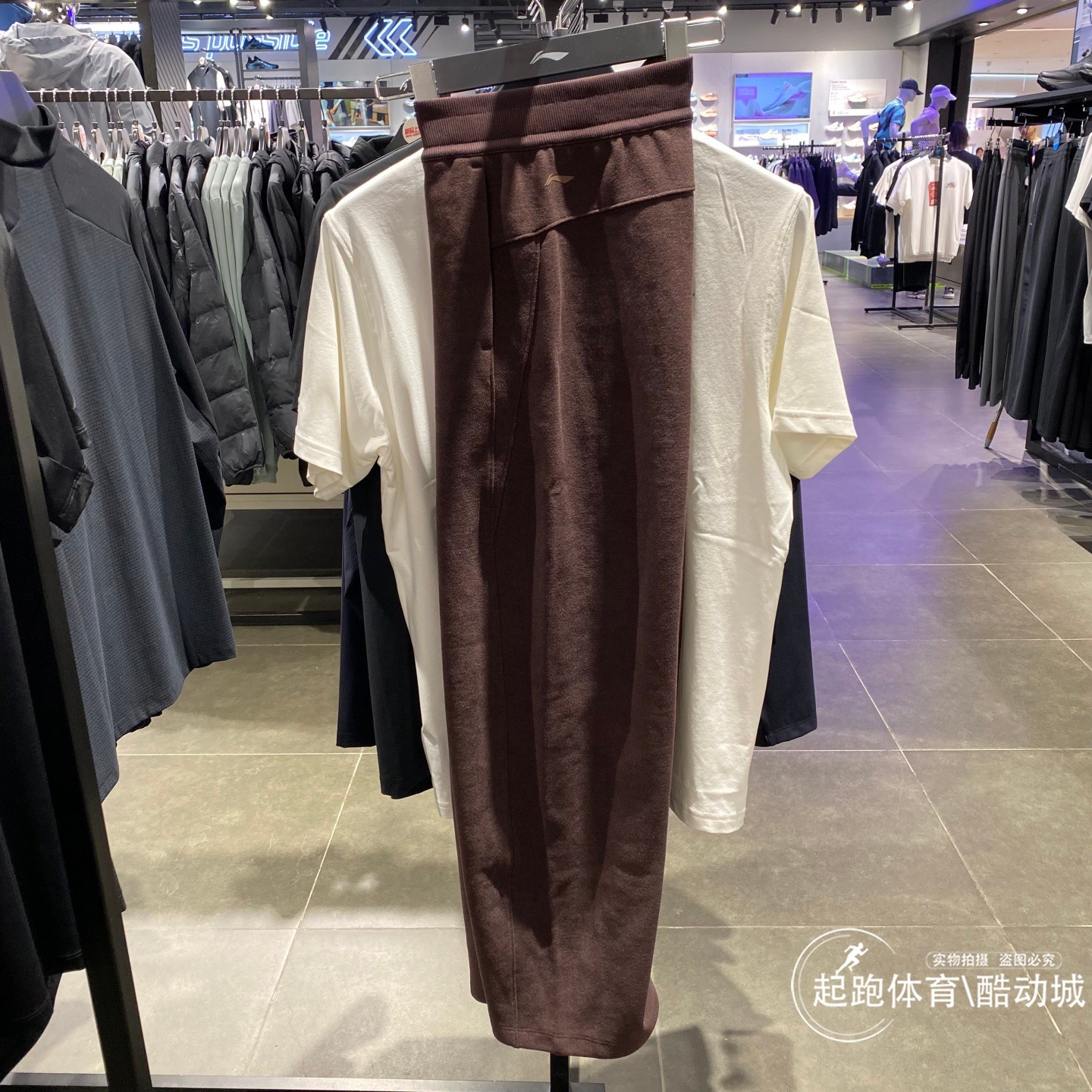 李宁女健身直筒休闲卫裤
