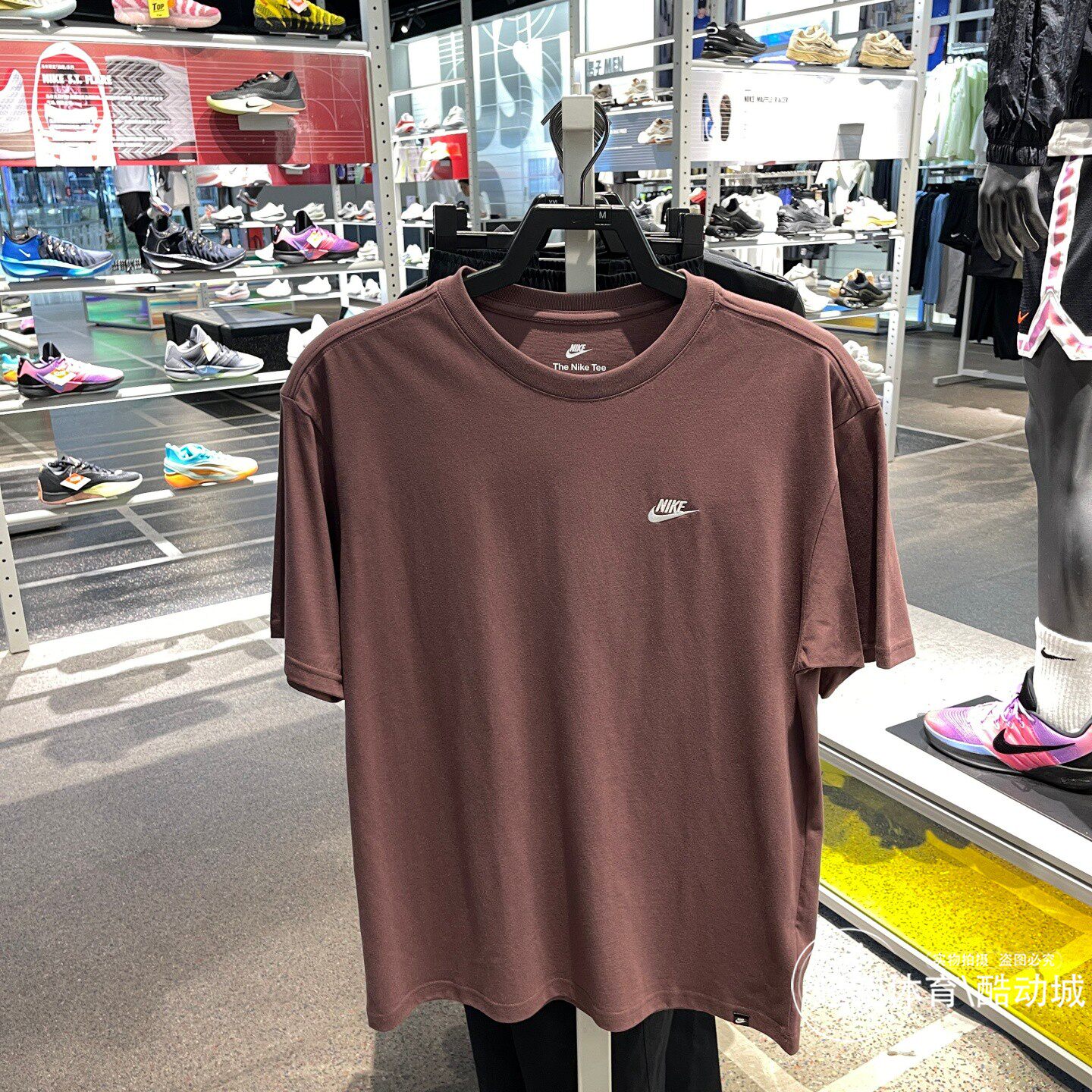 Nike耐克男运动休闲宽松透气短袖