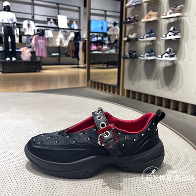 耐克女经典缓震运动鞋