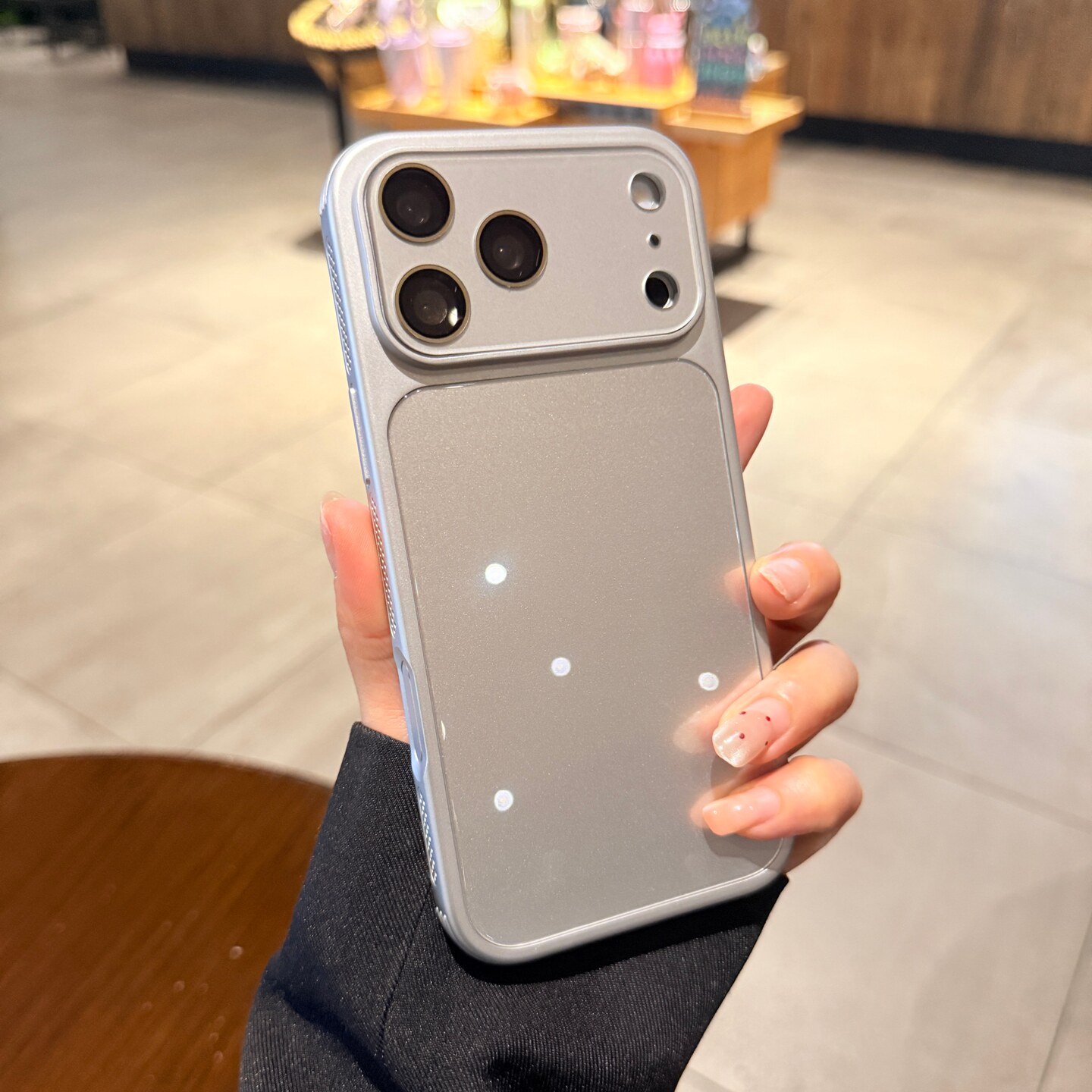 侧边散热孔适用iPhone17promax手机壳苹果16pro新款大视窗镜头15高级感银色14玻璃壳13PM相机按键全包保护套