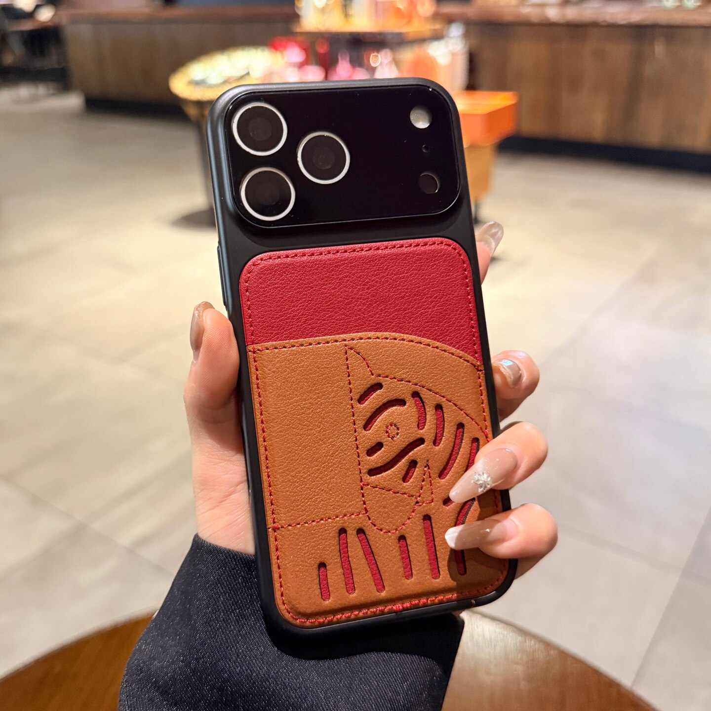 秒变17大视窗镜头适用iphone17promax手机壳苹果16pro马年新款红棕撞色镂空马15高级感13皮质插卡包14保护套