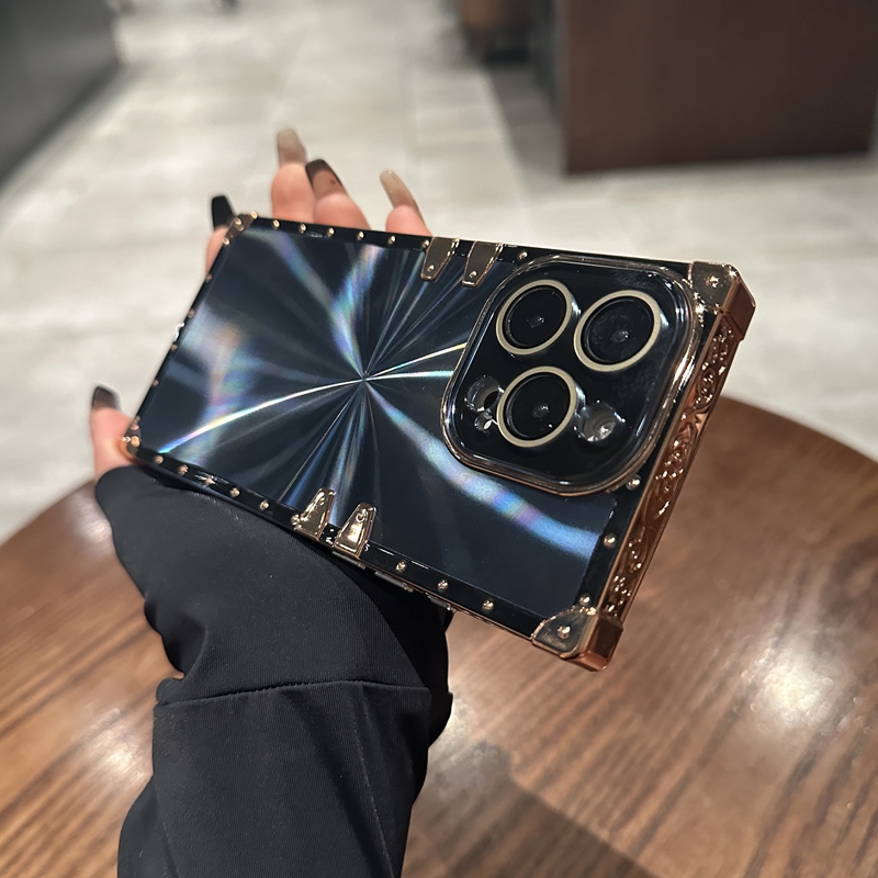 ins奢华大牌适用iPhone15promax手机壳苹果14Pro新款方形CD纹极光镭射12电镀高级感13黑色plus镜头全包防摔套