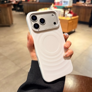 镜头带闪钻适用苹果17promax手机壳Magsafe磁吸iphone17新款荡漾纹16pro纯白色液态硅胶14PM高级15pm保护套女